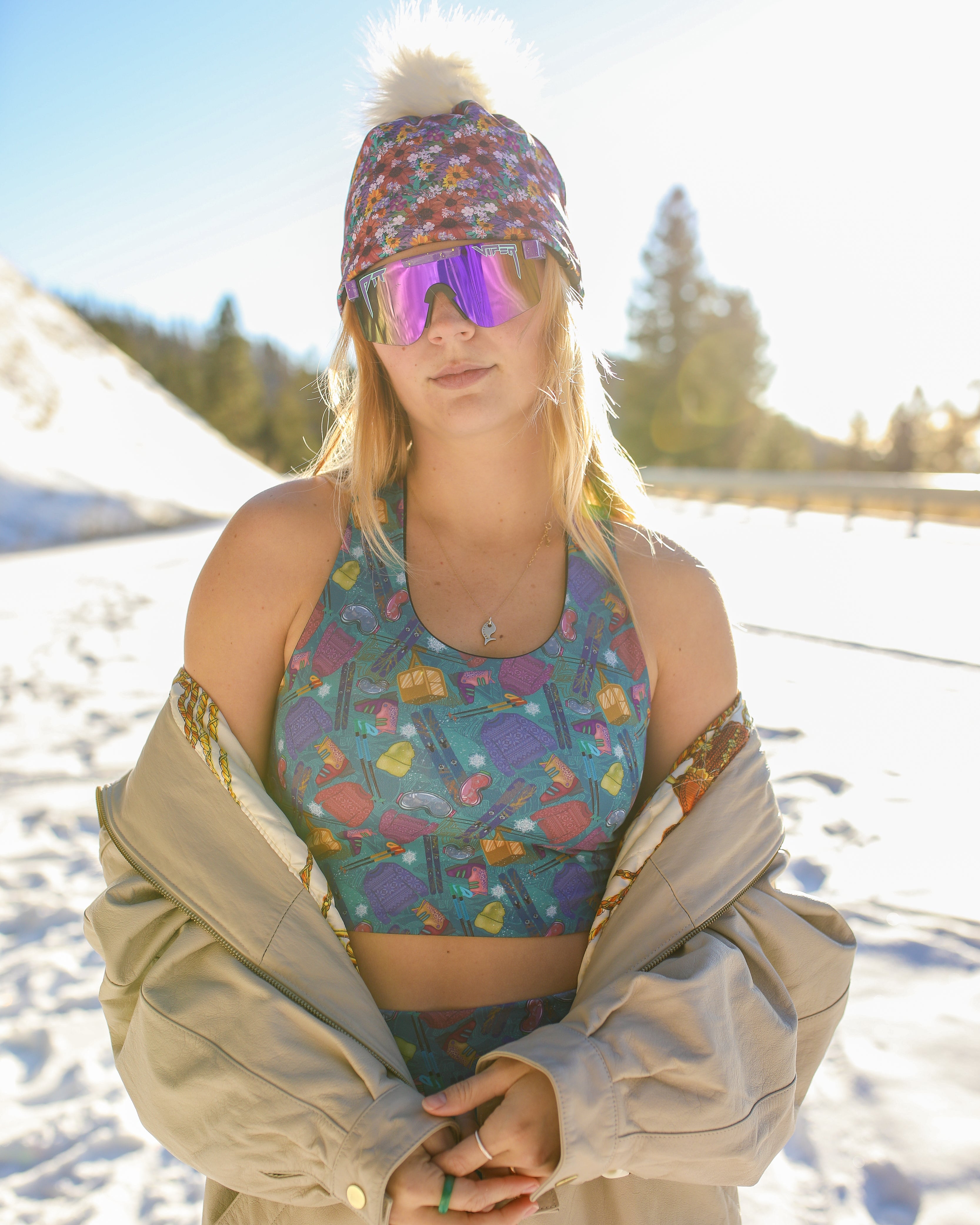 Youer | Commit Crop Top Ski Queen/Basic Witch