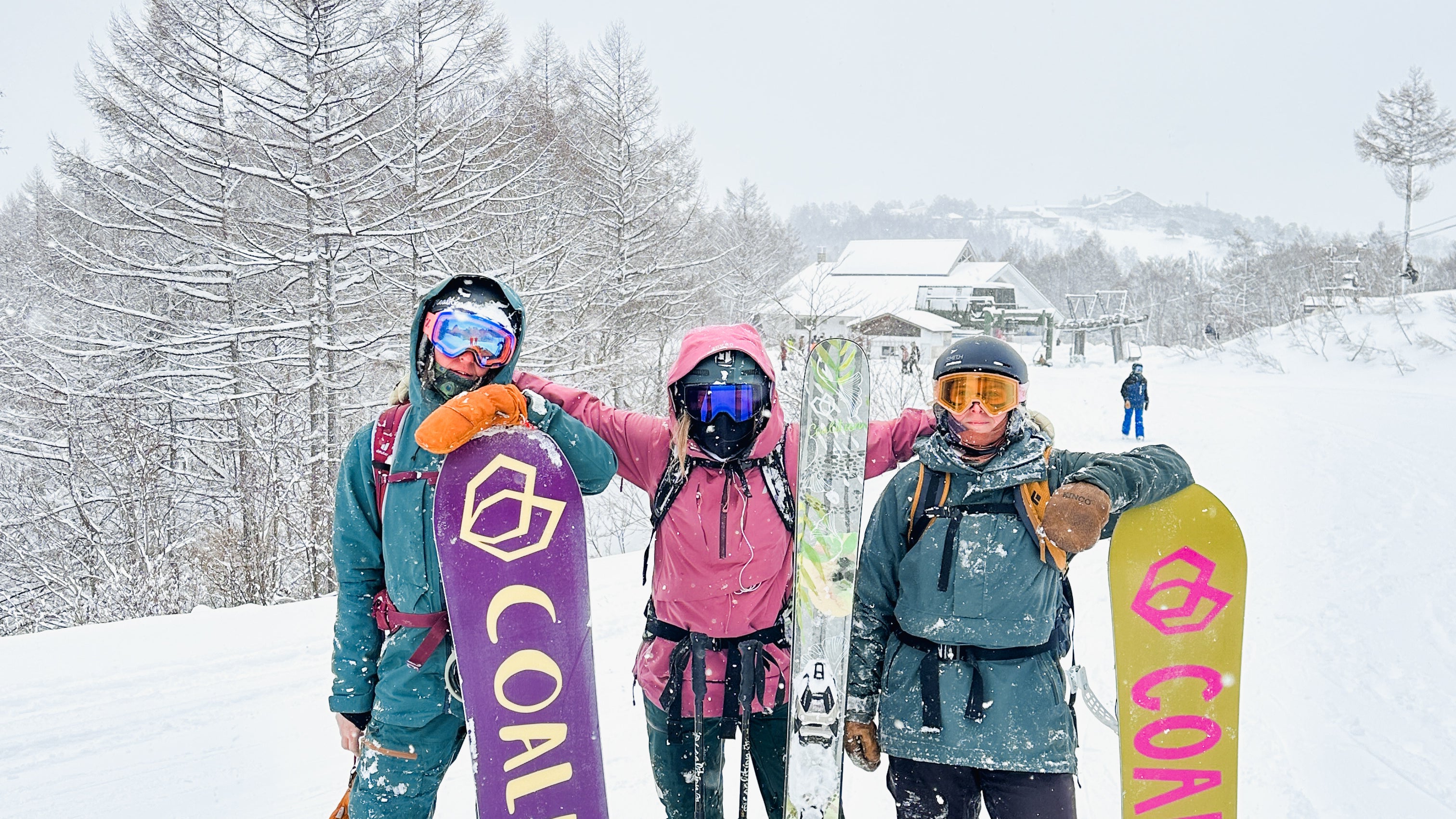Five Reasons Why You Should Ski & Snowboard in Japan
