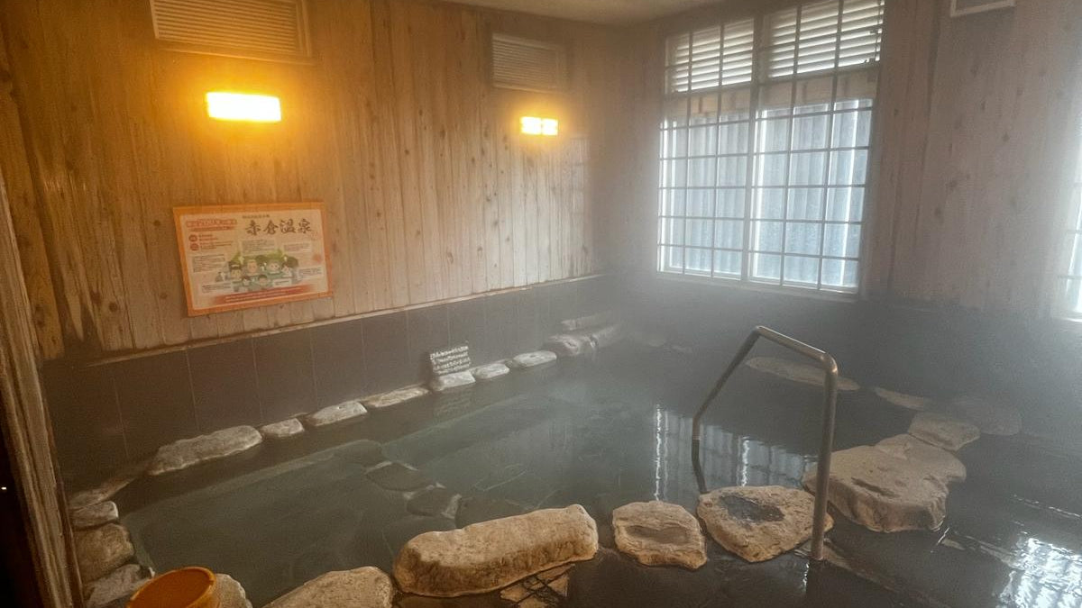 A Guide to Japanese Onsen Etiquette: What to Expect, Do, and Avoid