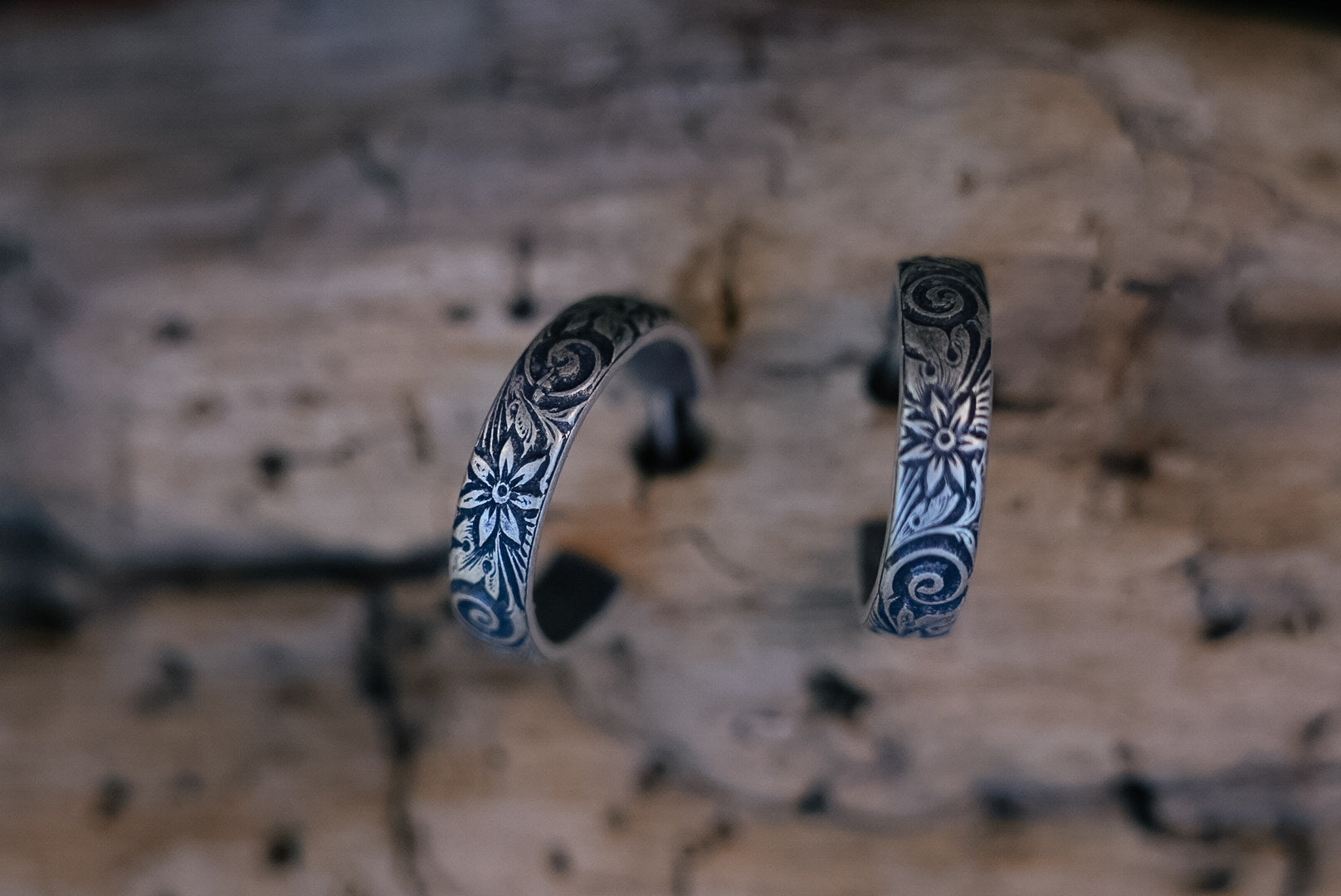 Crooked Trails Silver | Garden Hoops