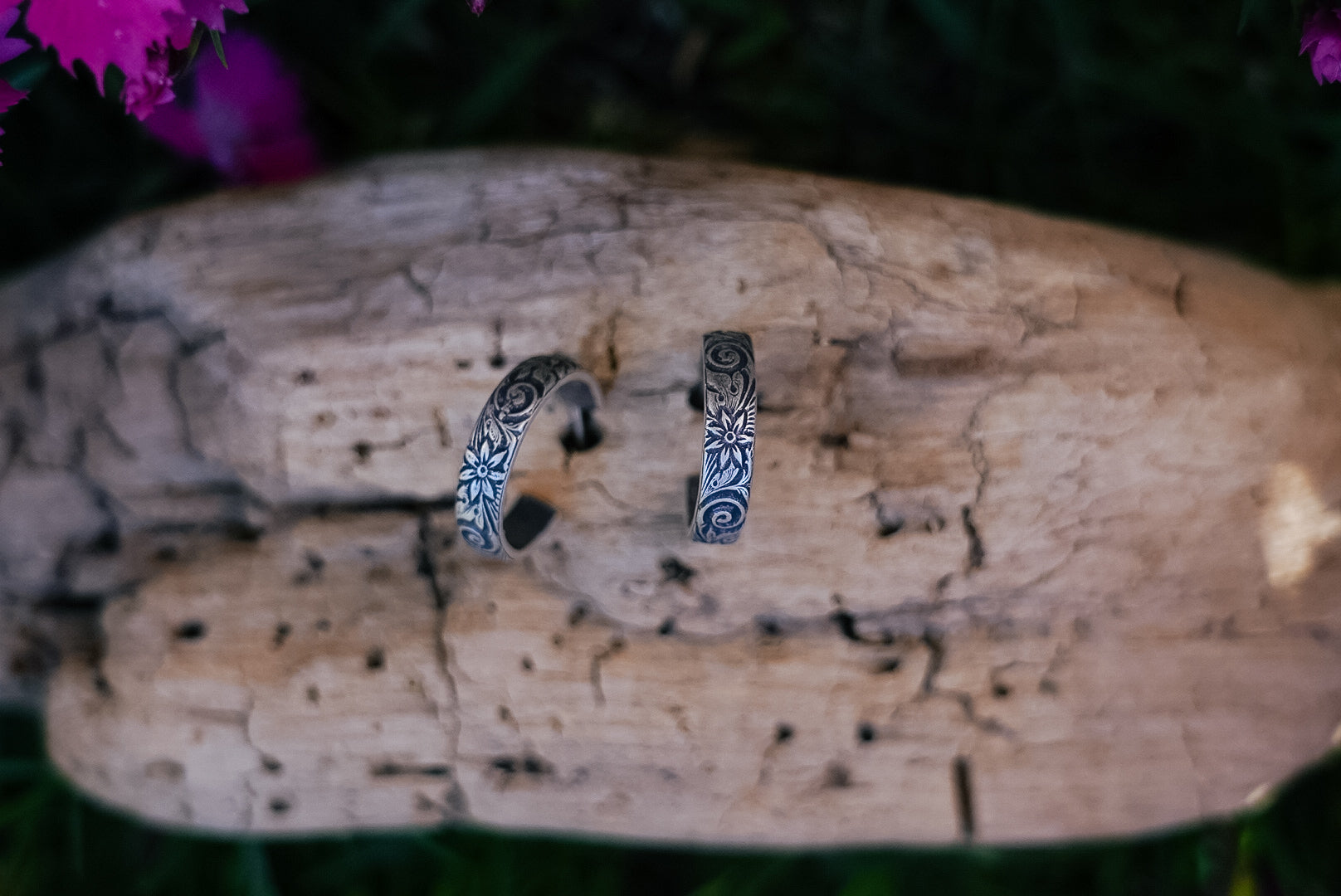 Crooked Trails Silver | Garden Hoops