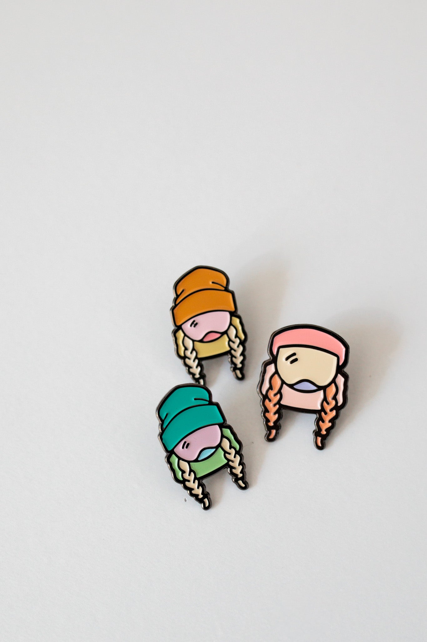 Ski Like a Girl | Sendy Peach Pin