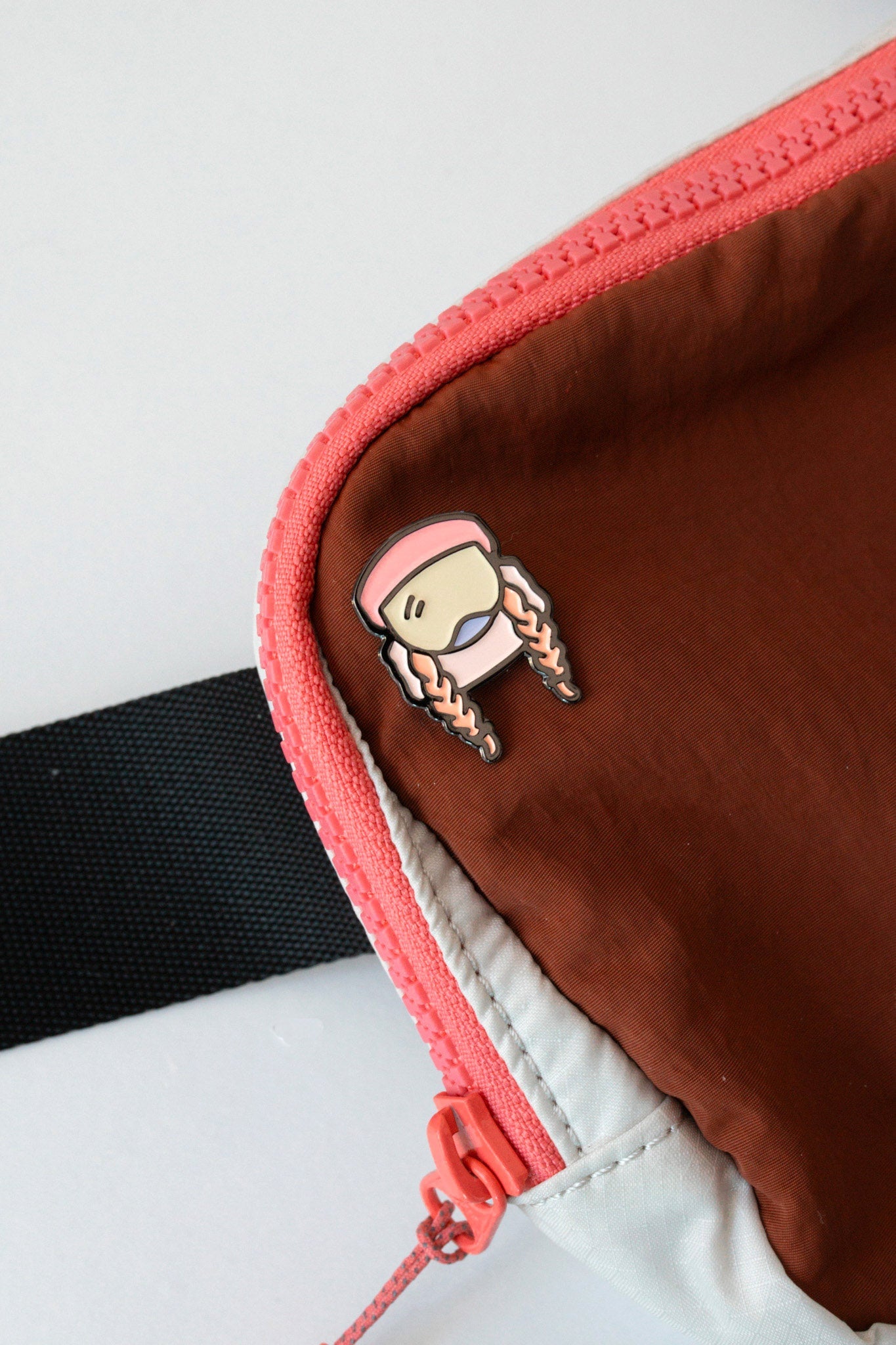 Ski Like a Girl | Sendy Peach Pin